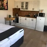Апартаменты Dum Pod Radnici Studia Жамберк