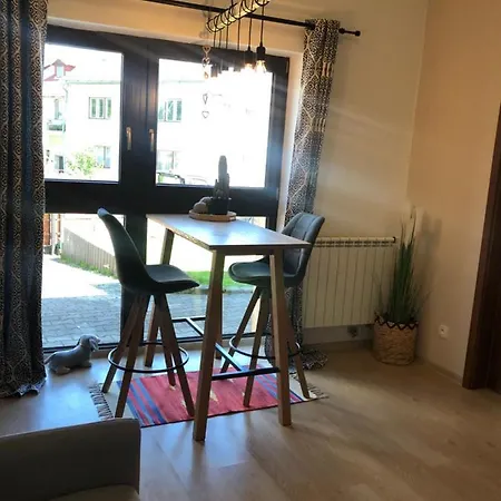 Apartament Dum Pod Radnici Studia