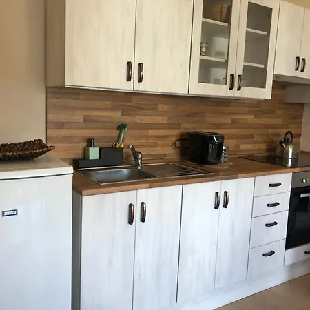 Apartman Dum Pod Radnici Studia